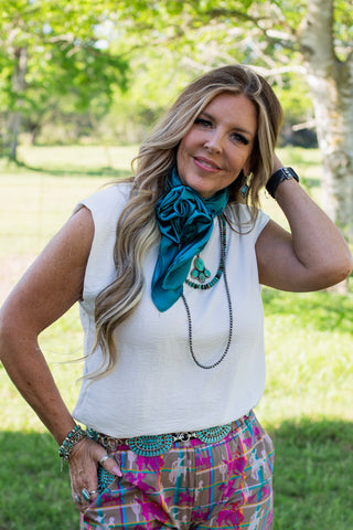 Plain & Punchy Top ~ White