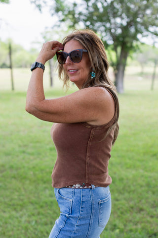 Trail Tank ~ Chestnut