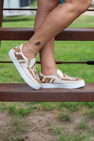 Dakota Sneaker ~ Tan