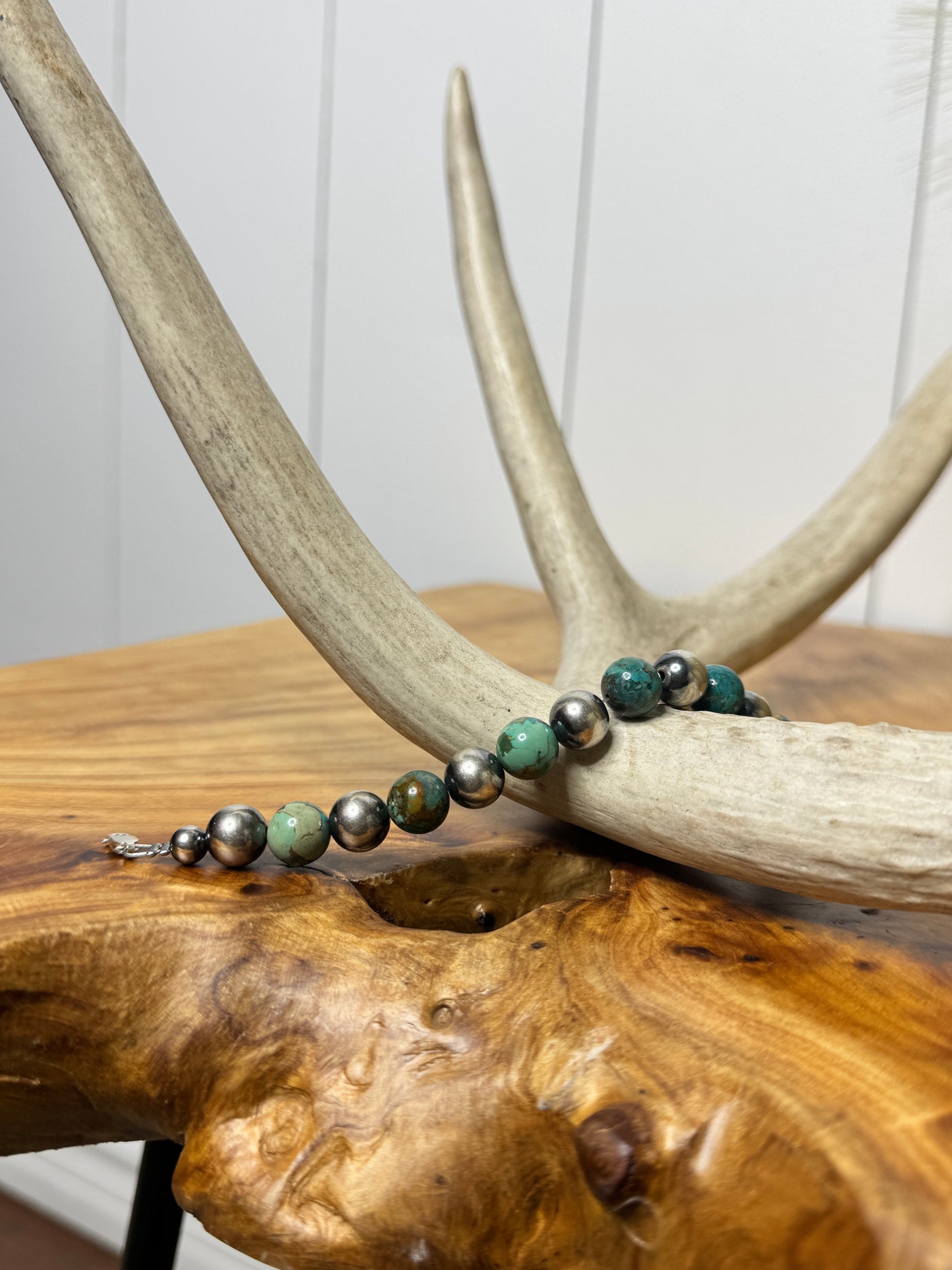 10mm Turquoise & Navajo Pearl Bracelet