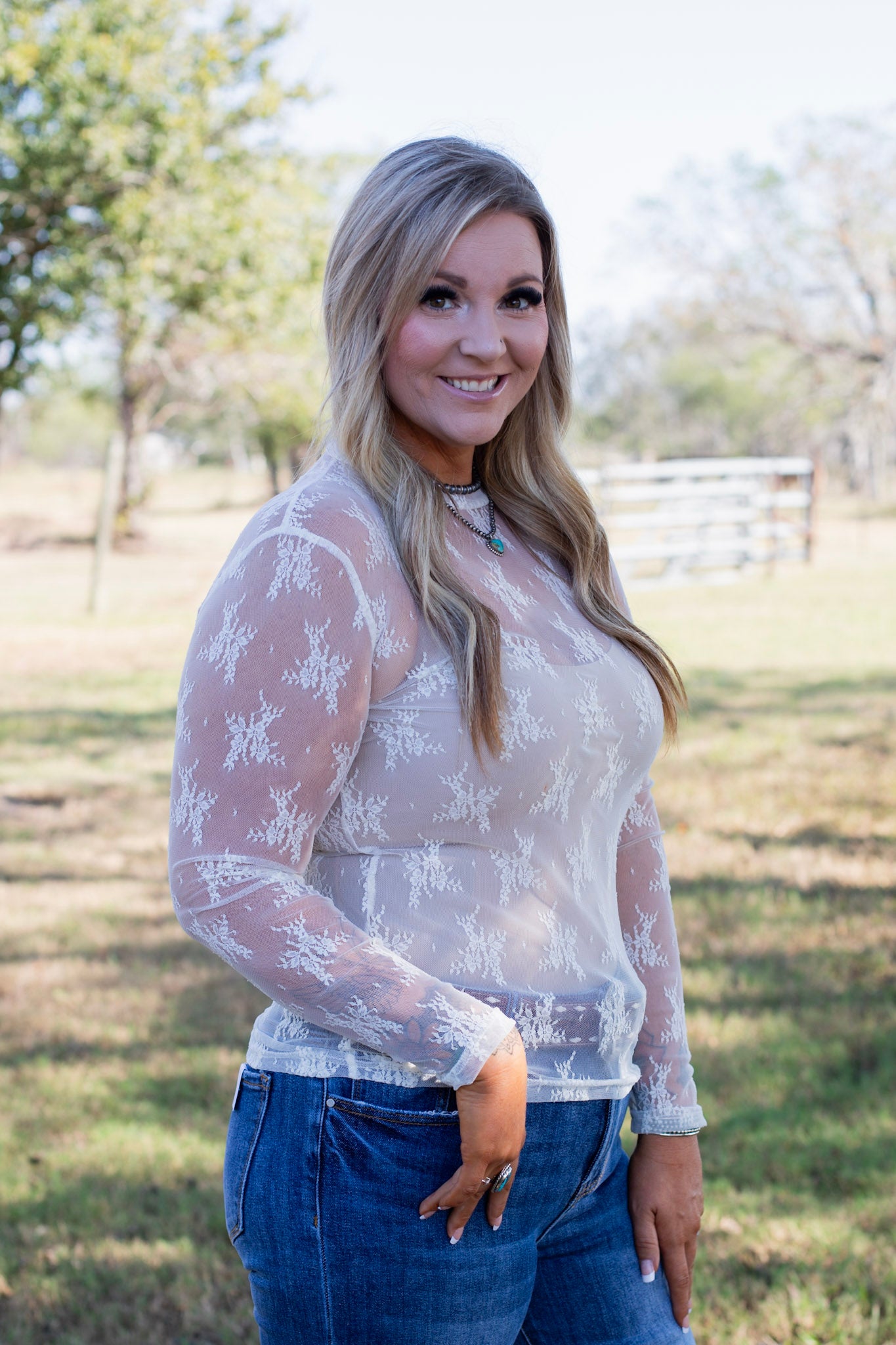 Desert Lace Top ~ Ivory