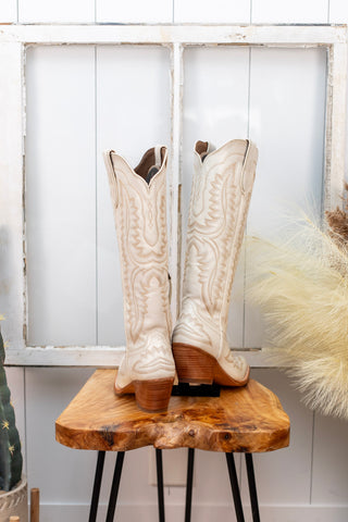 Casanova Boot by Ariat ~ Blanco